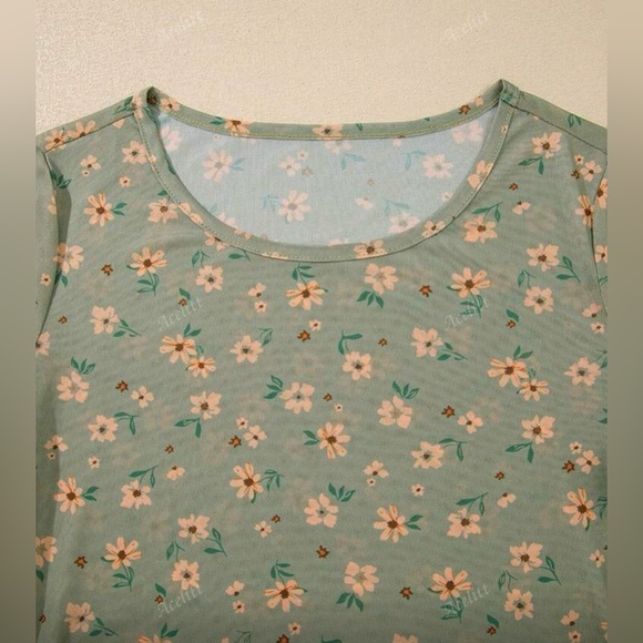 Floral Long Sleeve Top - Green - Picture 5 of 10